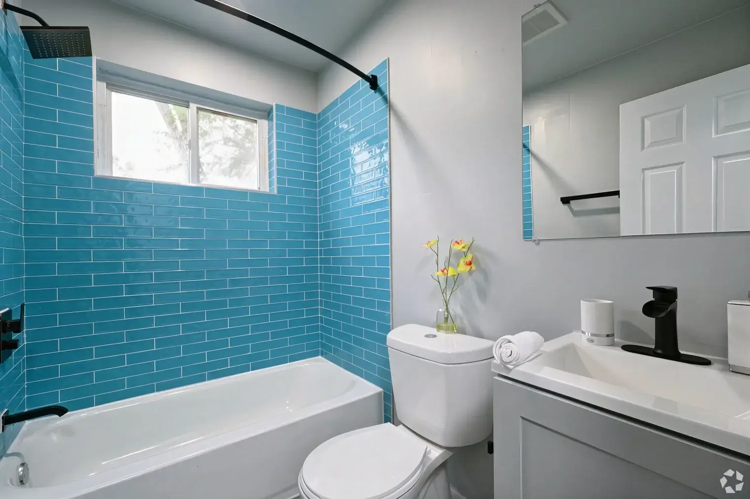 cranston hall wilmington bathroom